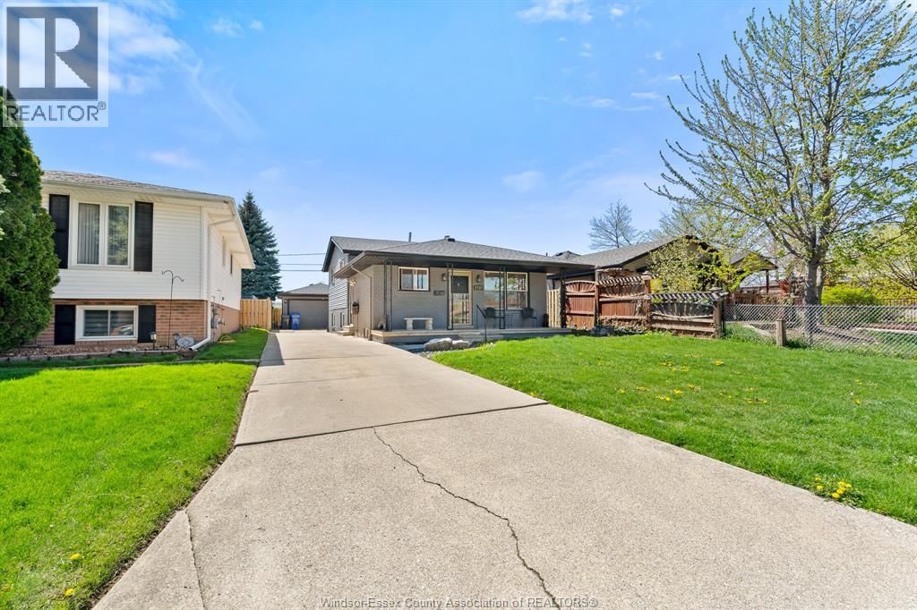 2707 ALEXIS ROAD Image 5