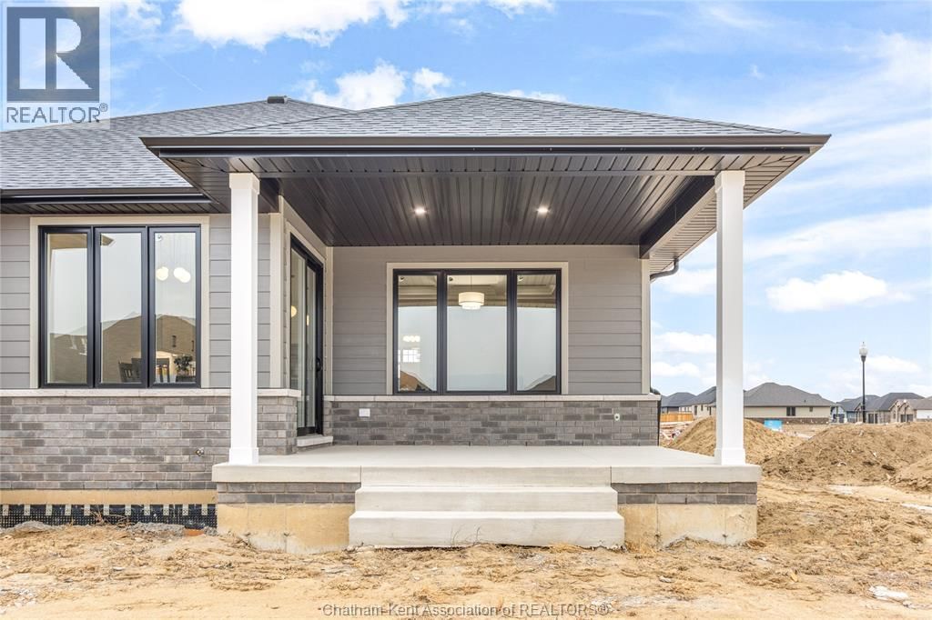 44 BLOOMINGTON WAY Image 43