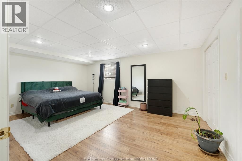 342 THORN RIDGE CRESCENT Image 13