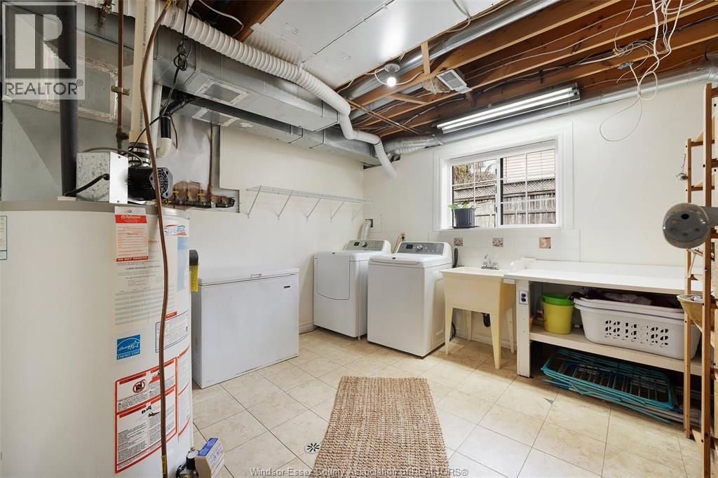 342 THORN RIDGE CRESCENT Image 20