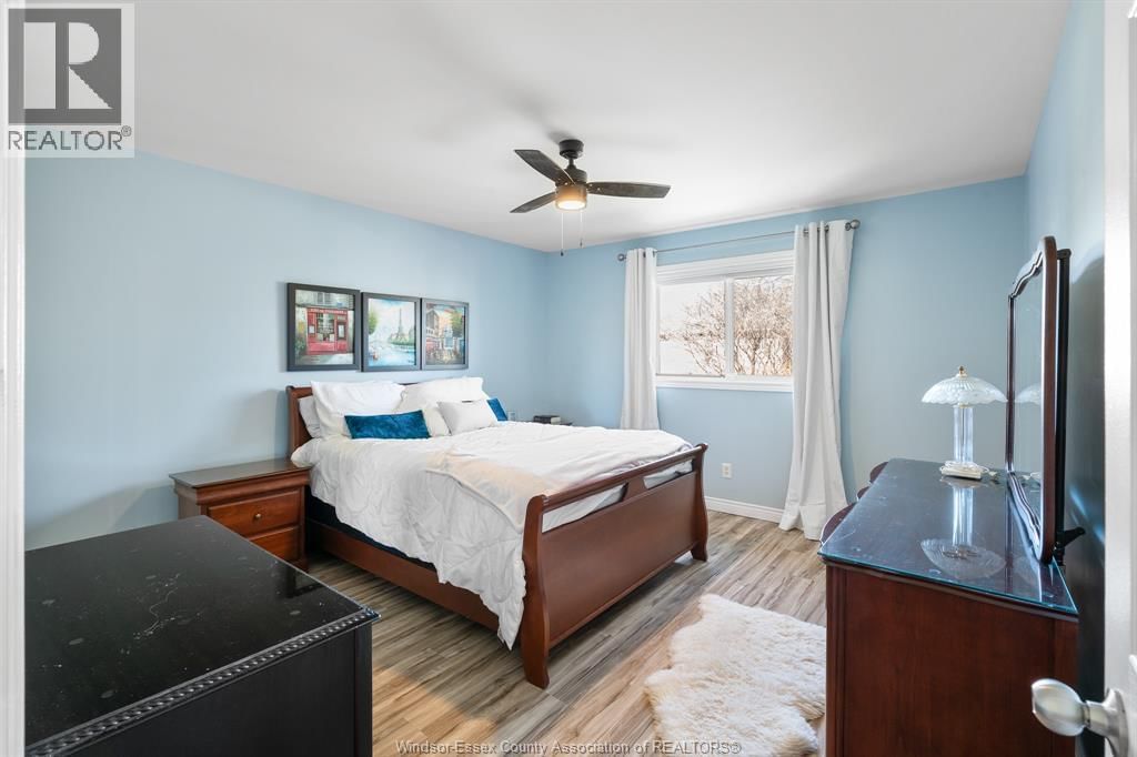 56 ANFRED STREET Image 18