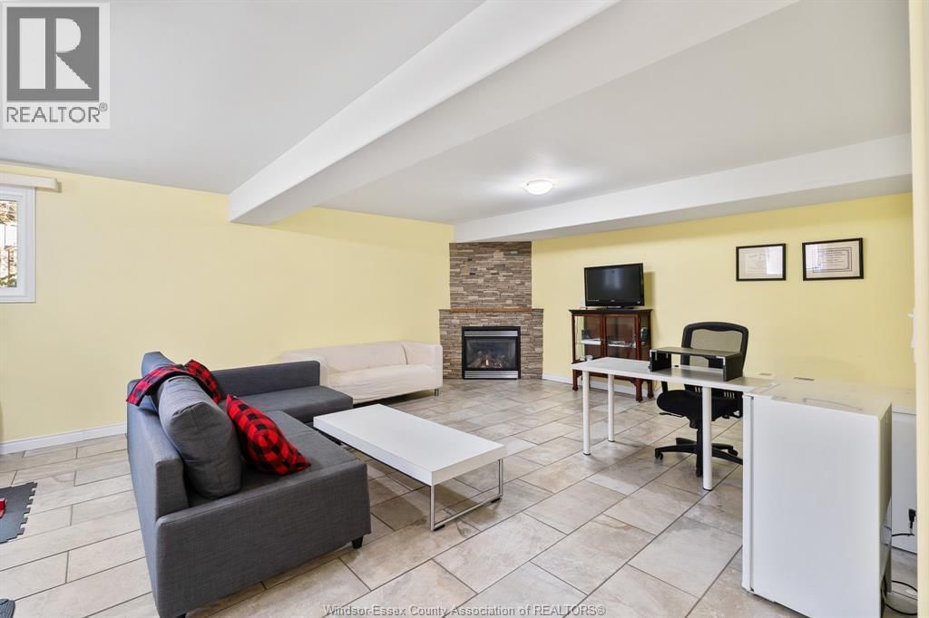 56 ANFRED STREET Image 30