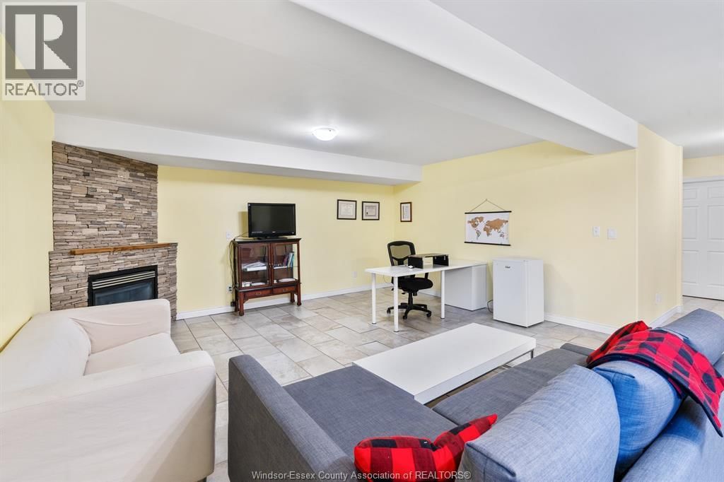 56 ANFRED STREET Image 31