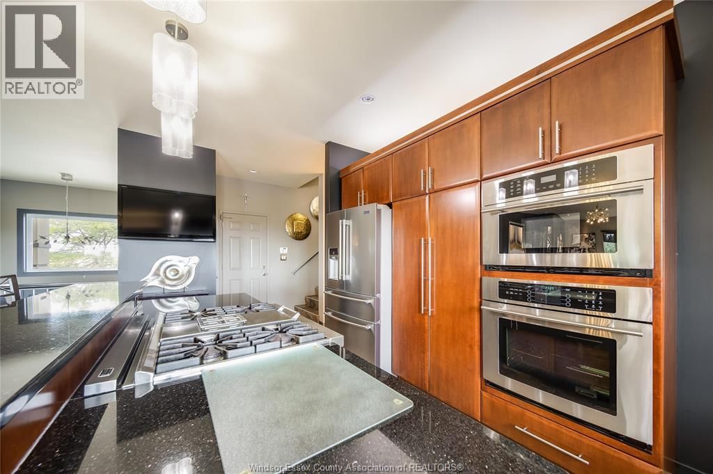 914 LAKESHORE ROAD 101 Image 12