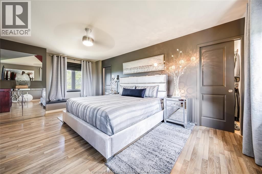 914 LAKESHORE ROAD 101 Image 20