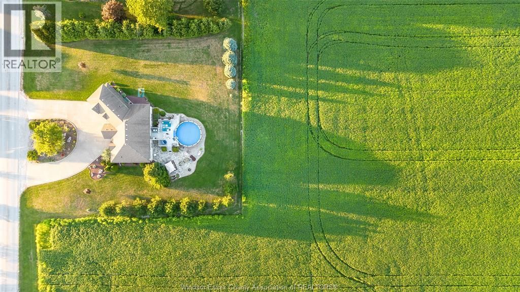 914 LAKESHORE ROAD 101 Image 45