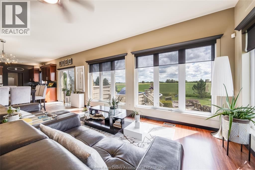 914 LAKESHORE ROAD 101 Image 9