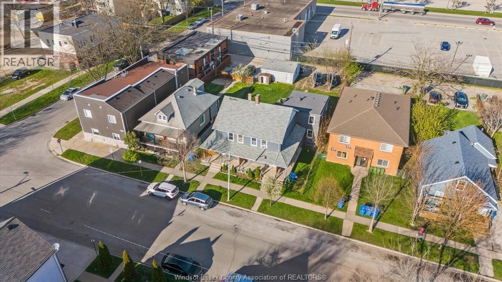 1210-1212 MONMOUTH Image 44