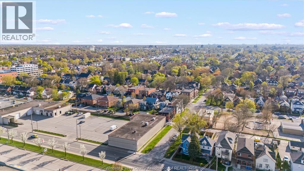 1210-1212 MONMOUTH Image 48