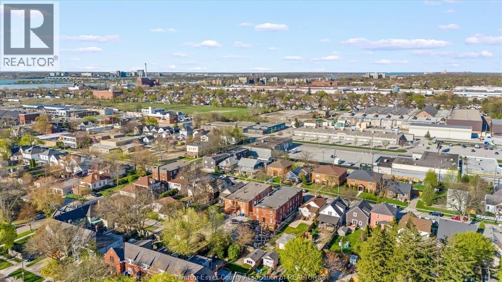 1210-1212 MONMOUTH Image 49