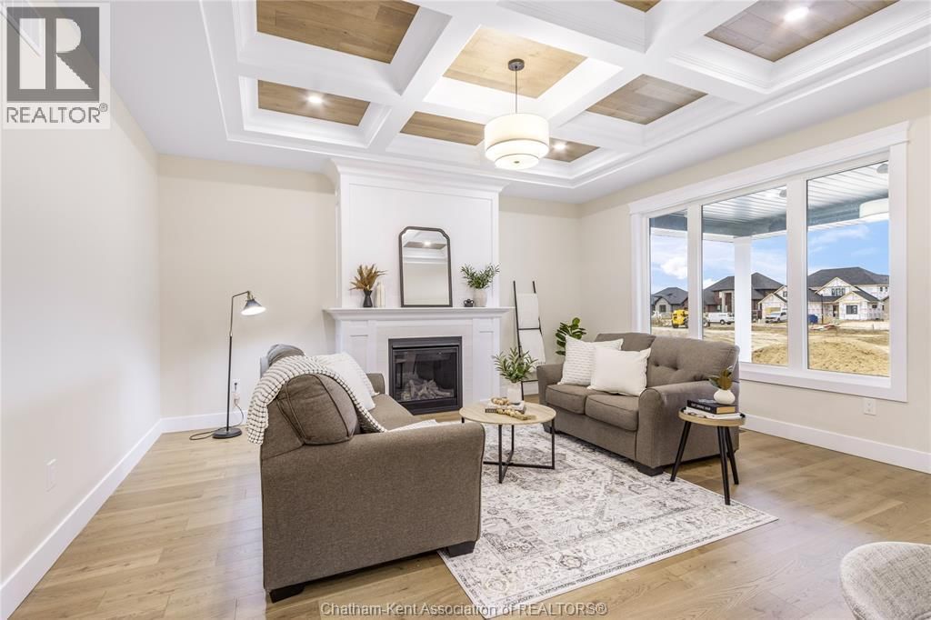 48 BLOOMINGTON WAY Image 11