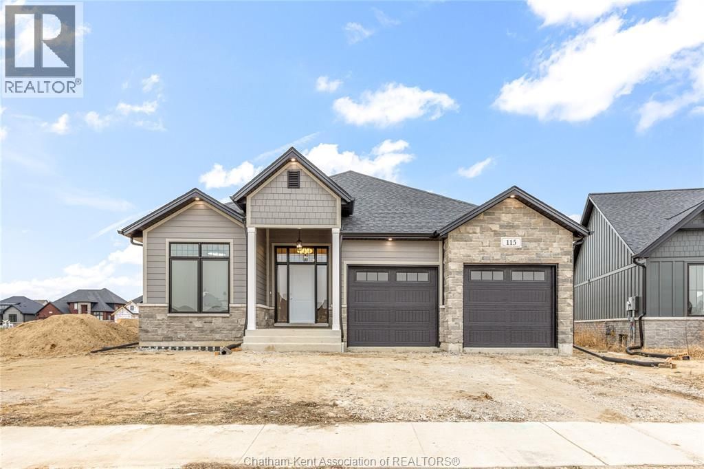 48 BLOOMINGTON WAY Image 3