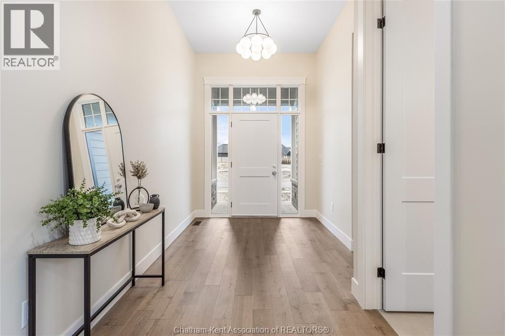 48 BLOOMINGTON WAY Image 8