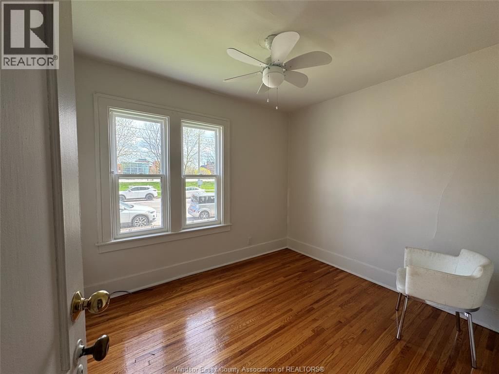 290 VISTA PLACE Image 12