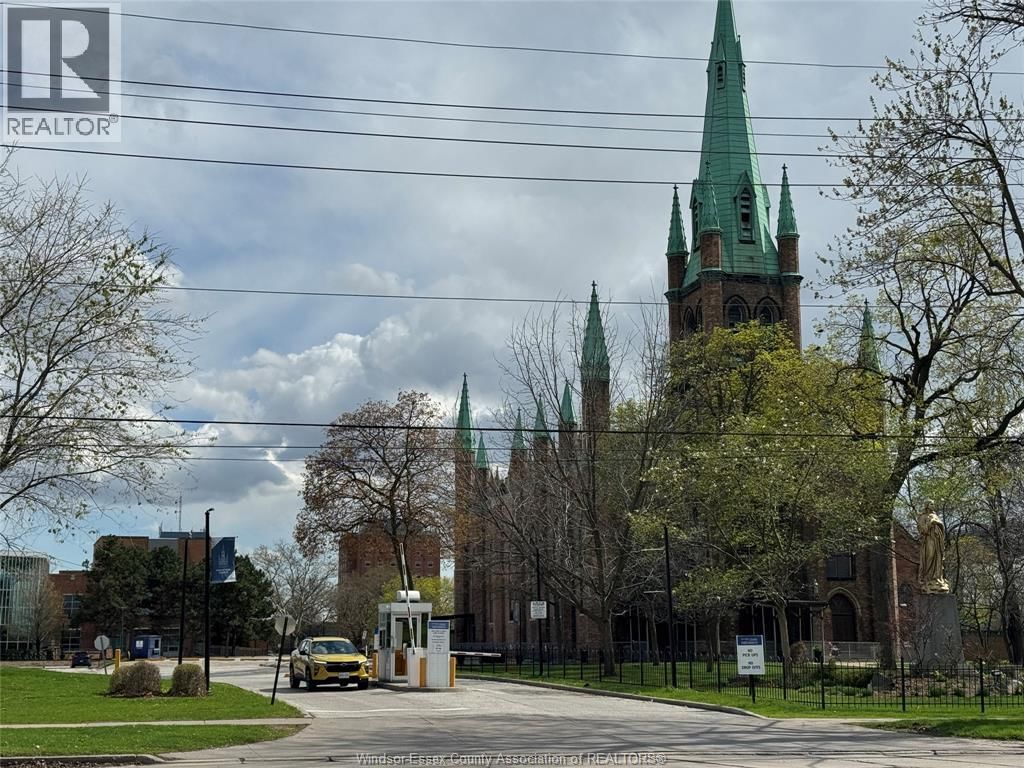 290 VISTA PLACE Image 17