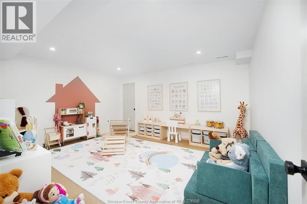 452 BRUNMAR CRESCENT Image 34