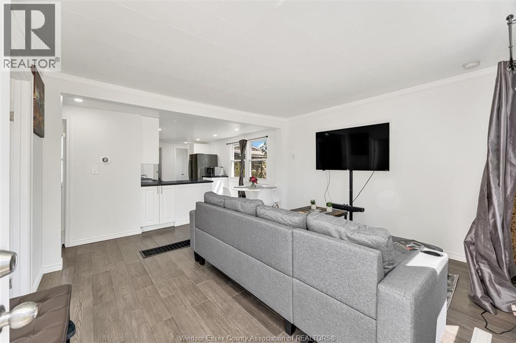 3456 RIBERDY Image 6