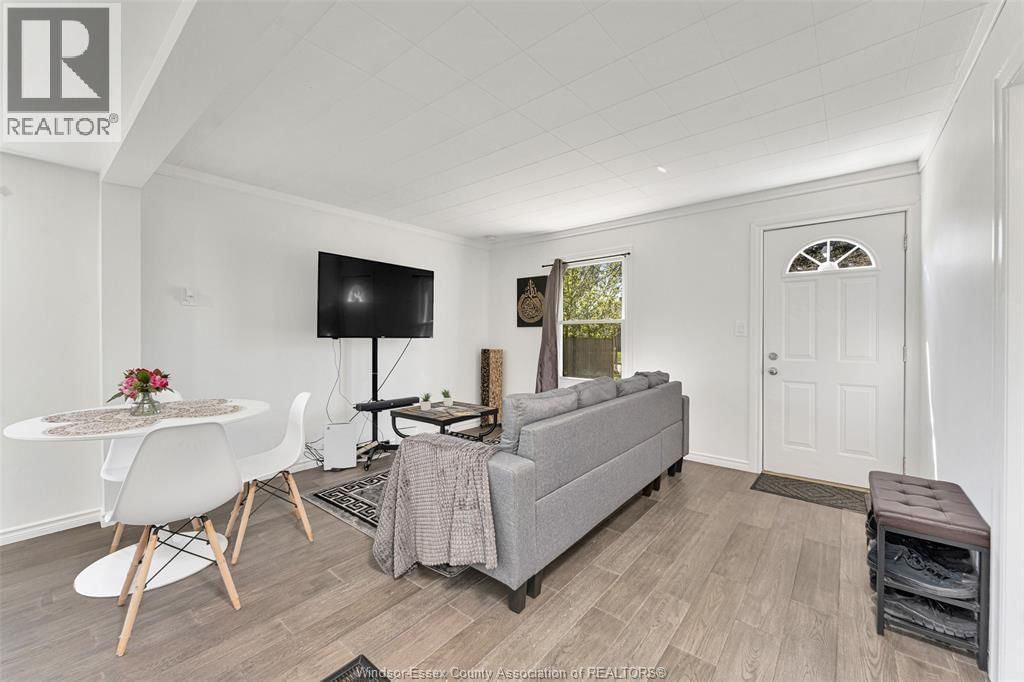 3456 RIBERDY Image 8