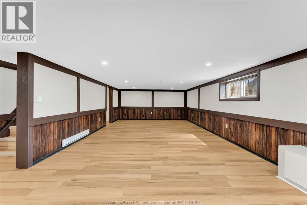 1430 BAYSWATER Image 16