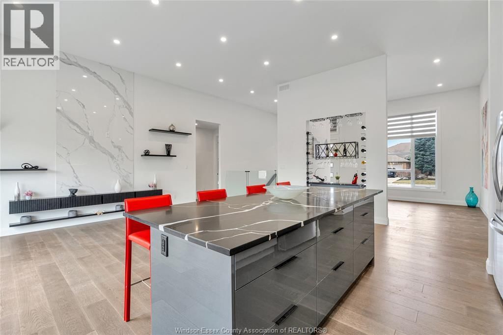 1381 CROSSWINDS Image 14