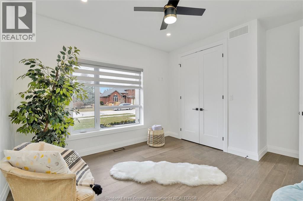 1381 CROSSWINDS Image 25