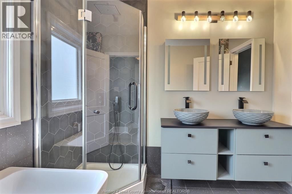 883 PILLETTE Image 20