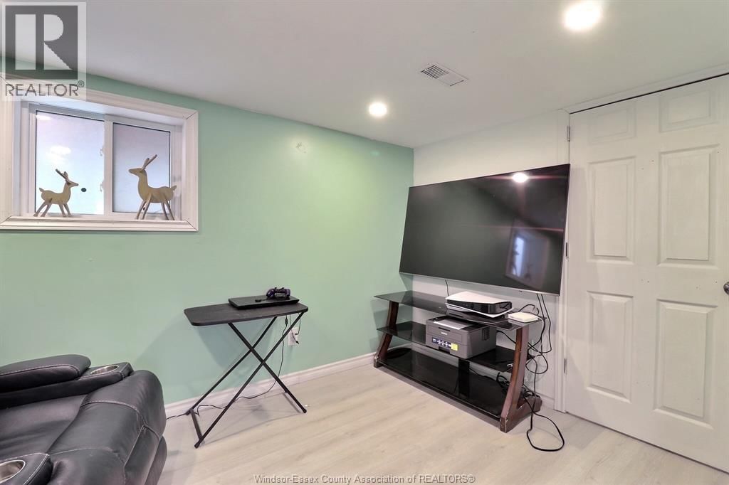 883 PILLETTE Image 30