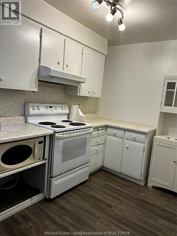 542 CHARLES Image 10