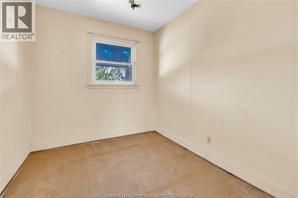 1795 AUBIN ROAD Image 17