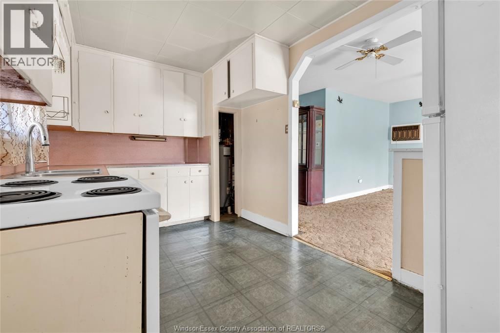 1795 AUBIN ROAD Image 5