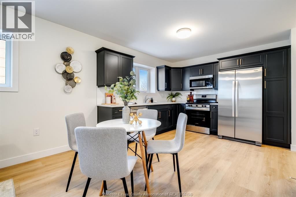 4 - 4 BRUCE AVENUE Image 10