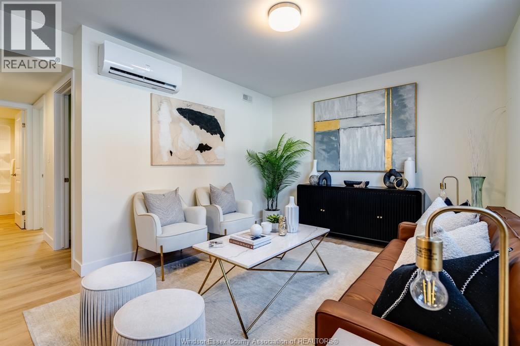 4 - 4 BRUCE AVENUE Image 12