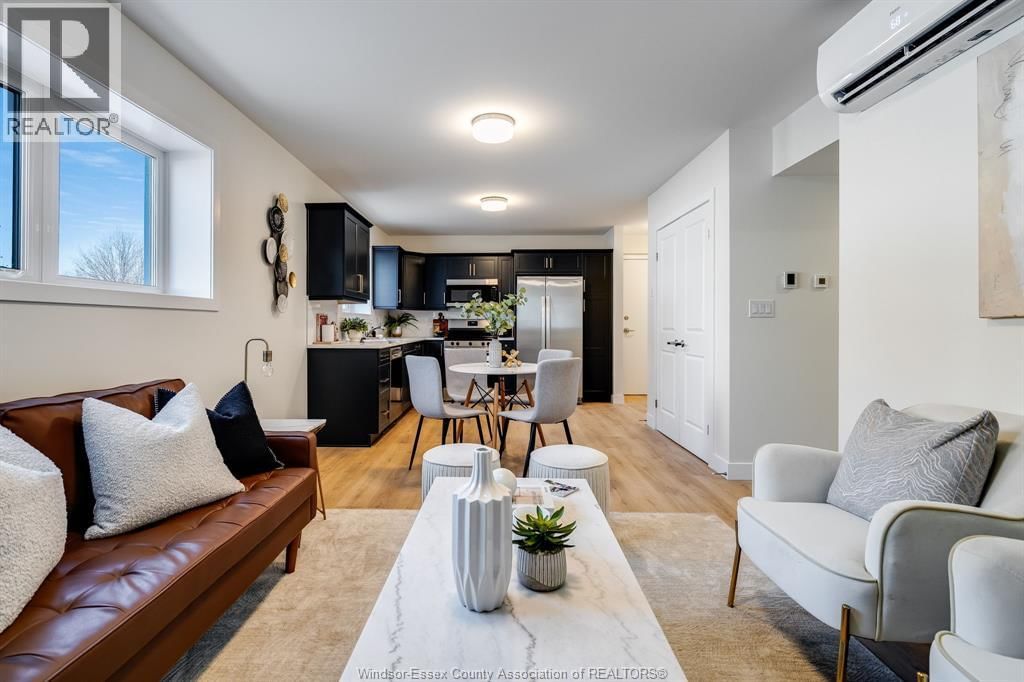 4 - 4 BRUCE AVENUE Image 15