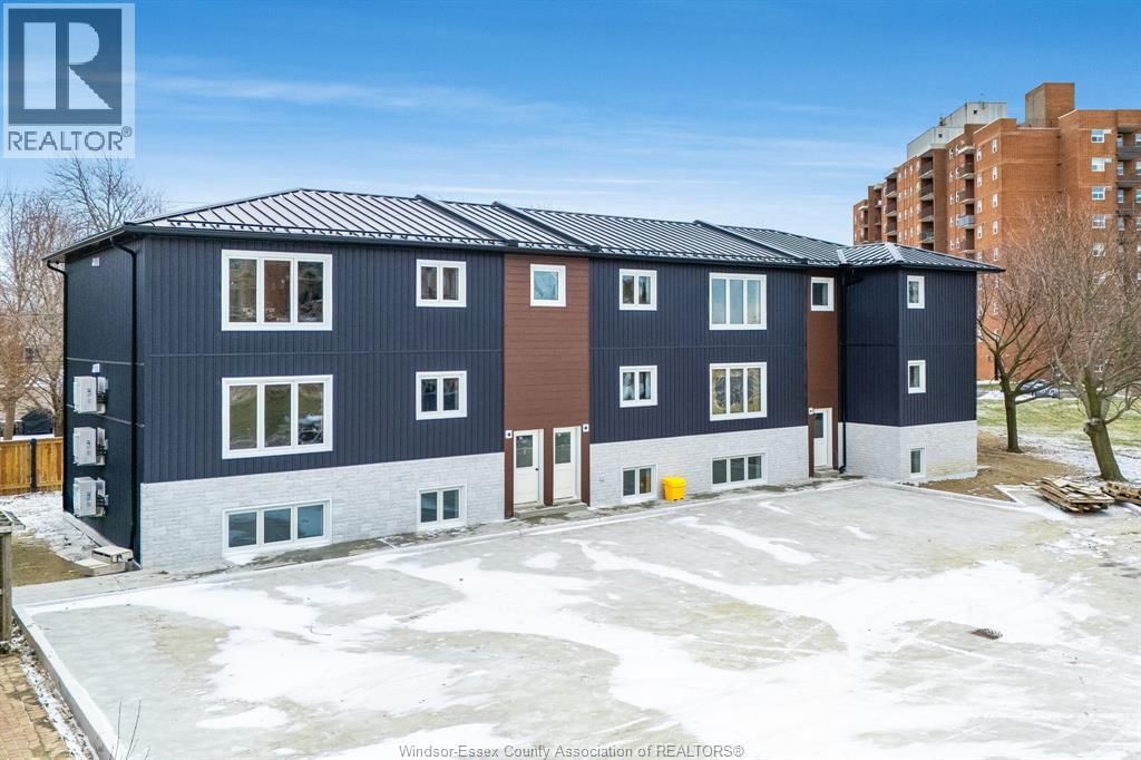 4 - 4 BRUCE AVENUE Image 28