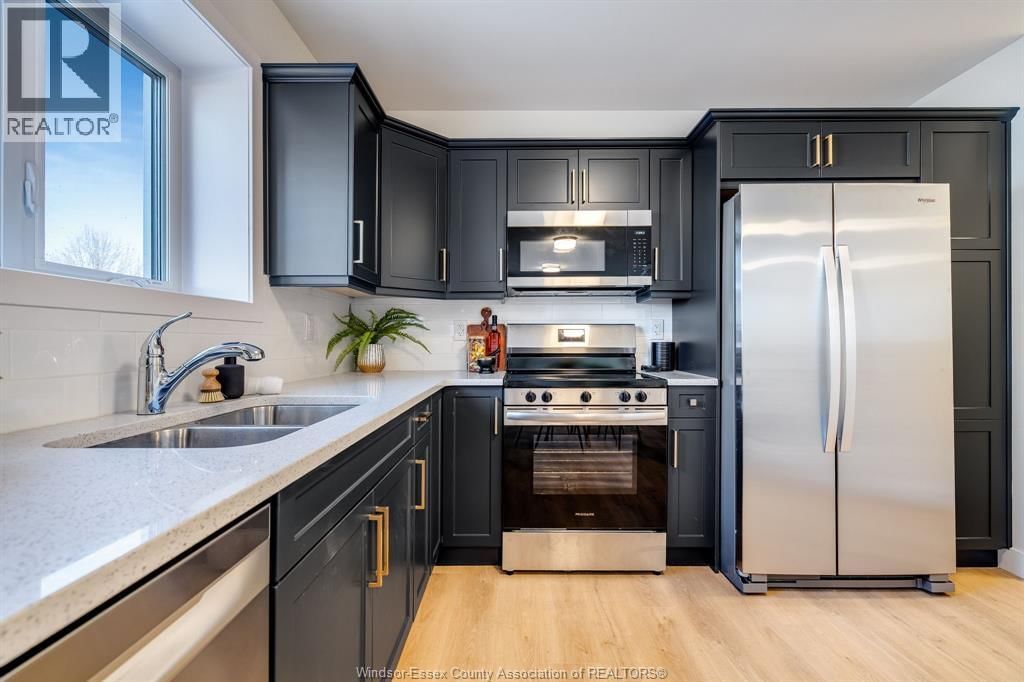 4 - 4 BRUCE AVENUE Image 5