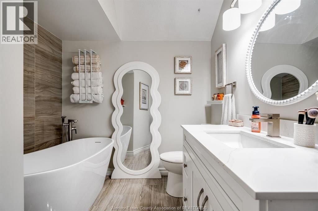 45 ORANGEWOOD BOULEVARD Image 30