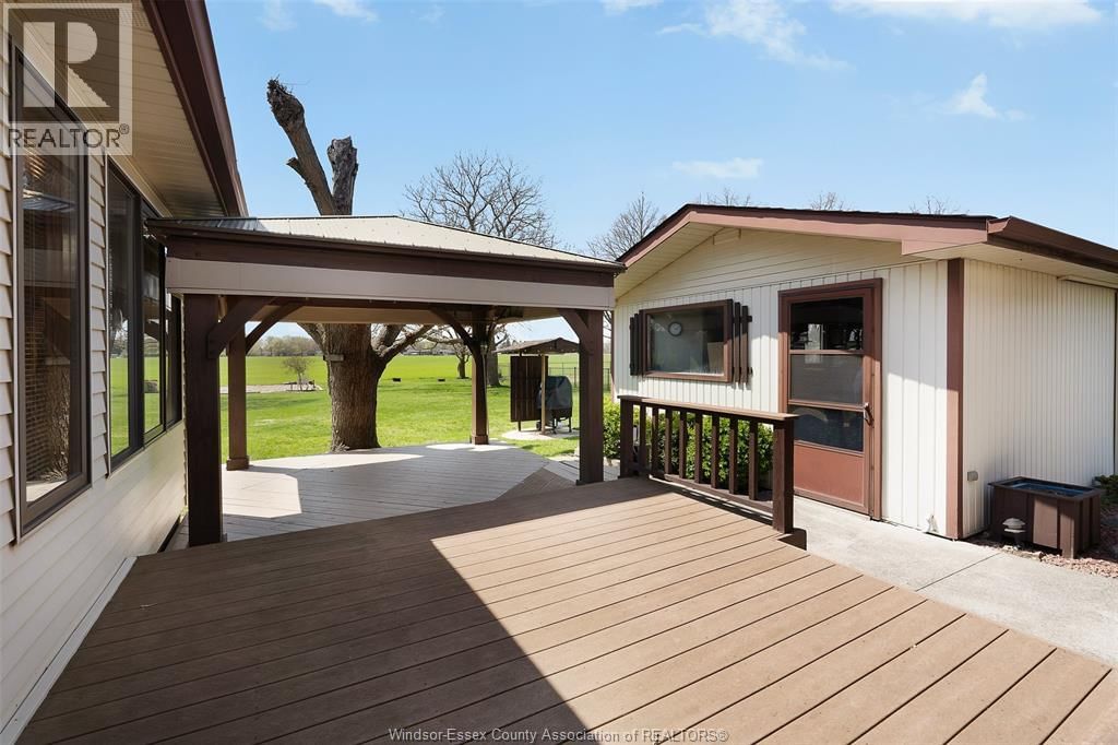 4675 HURON CHURCH LINE Image 28