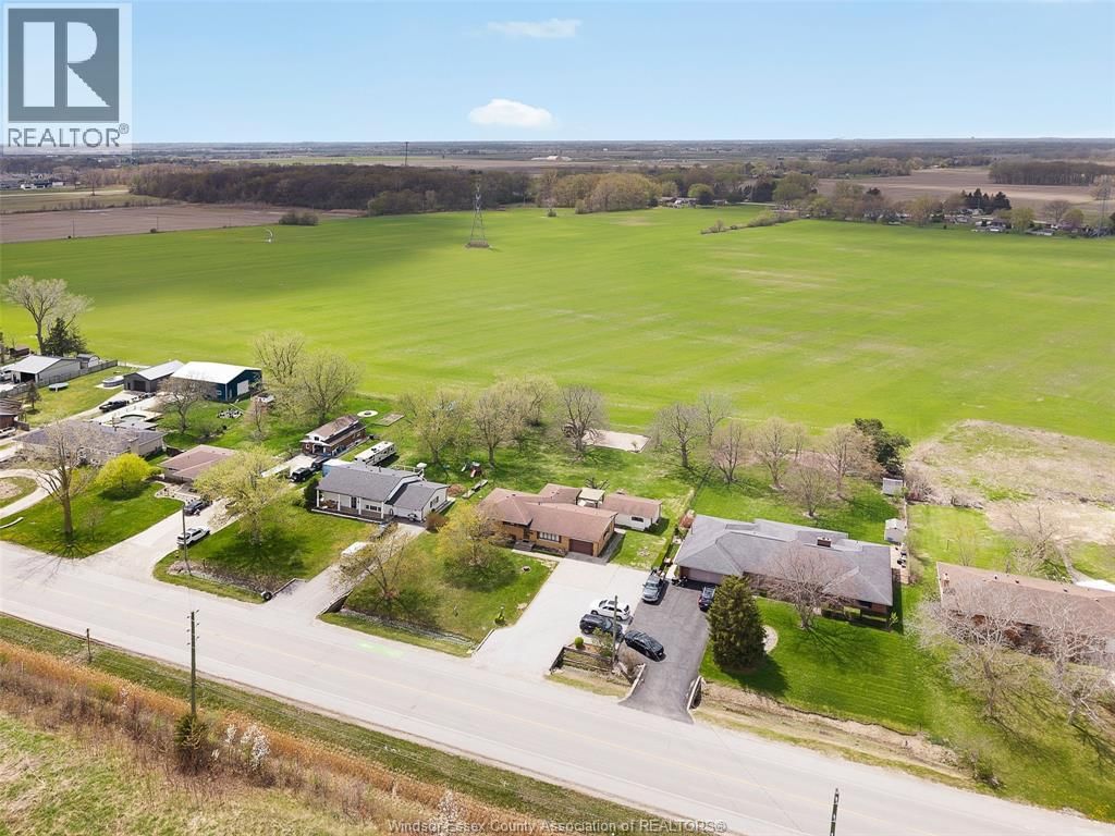 4675 HURON CHURCH LINE Image 37