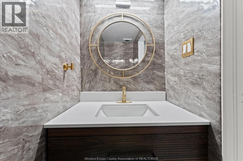 119 - 1858 EAST GATE ESTATES Image 10