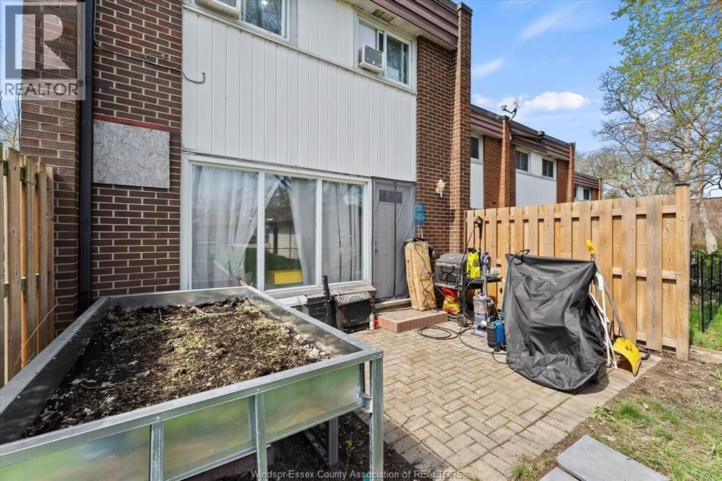 119 - 1858 EAST GATE ESTATES Image 19