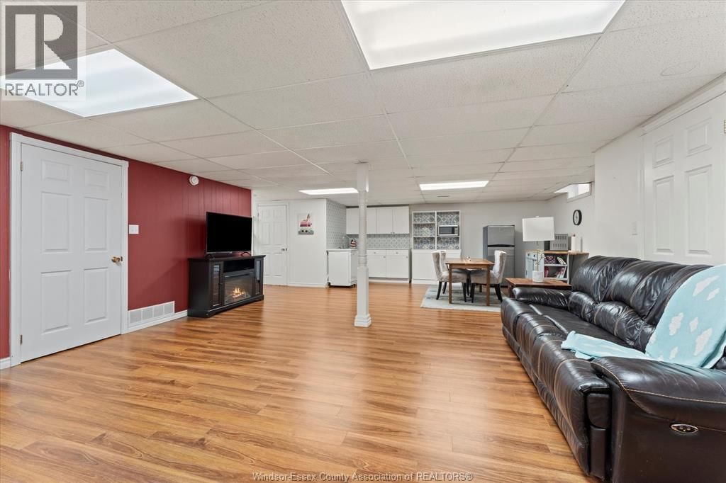 22 ROGER STREET Image 18