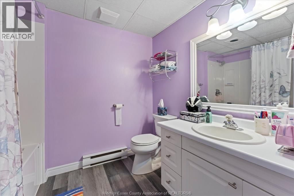 22 ROGER STREET Image 23