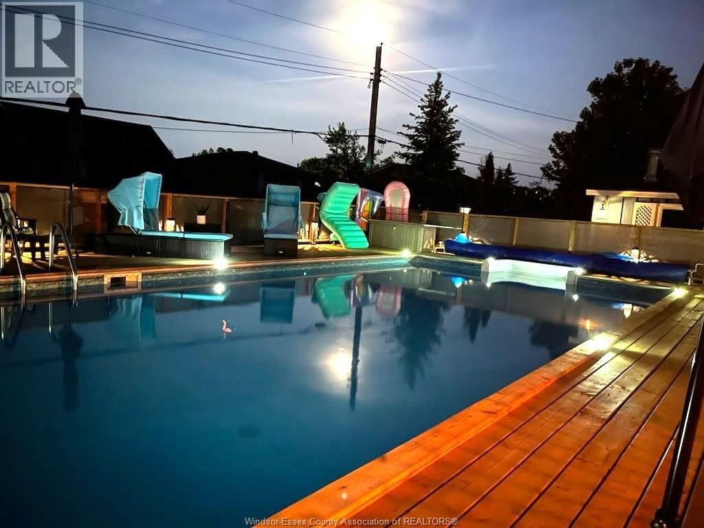 22 ROGER STREET Image 29