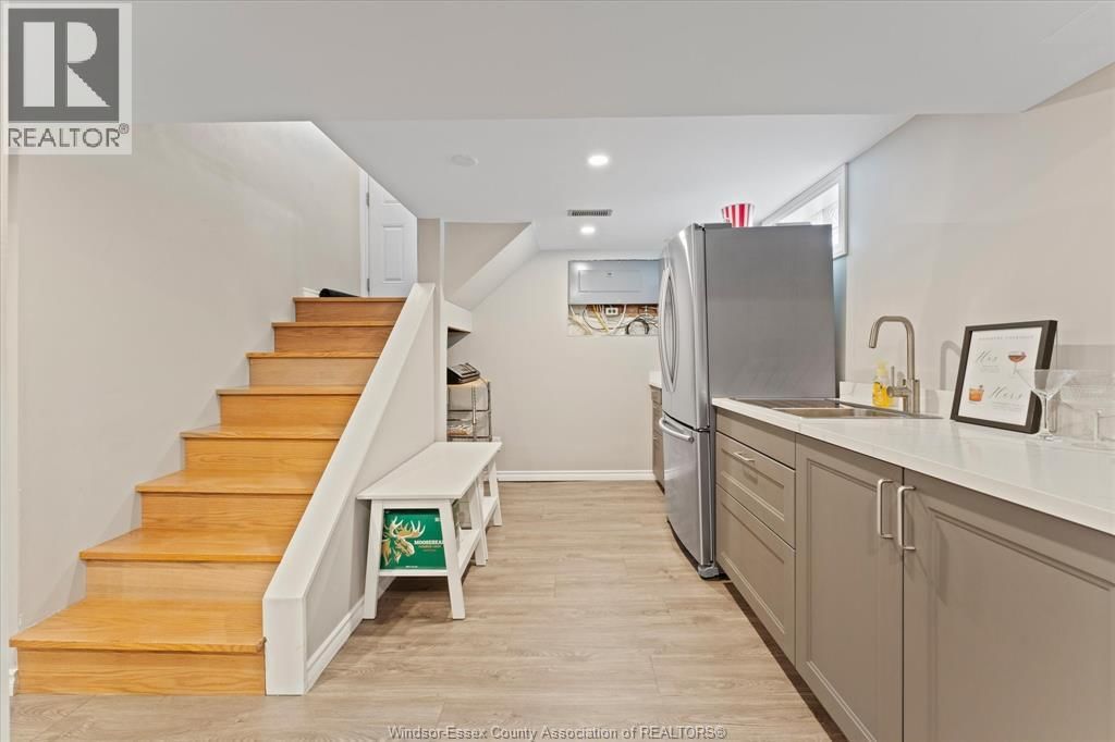 2661 RANDOLPH AVENUE Image 19