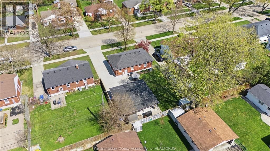 2661 RANDOLPH AVENUE Image 45