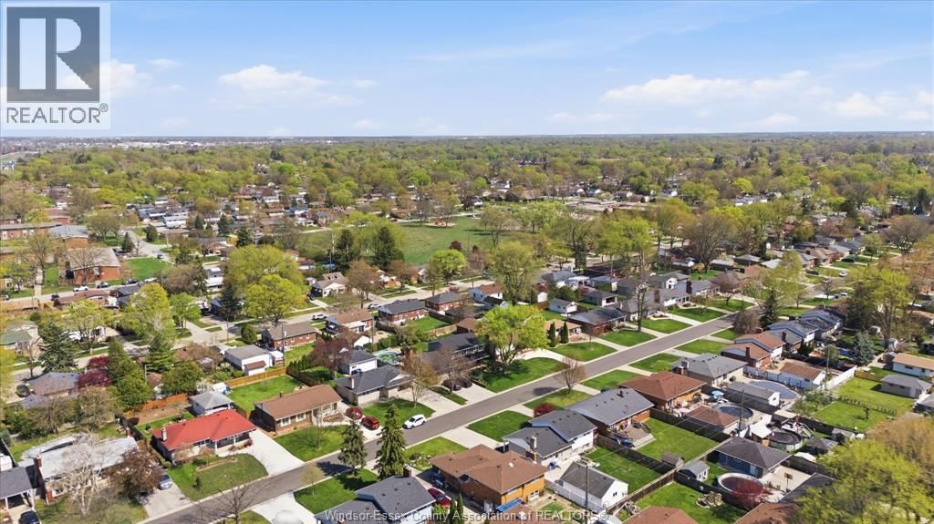 2661 RANDOLPH AVENUE Image 46