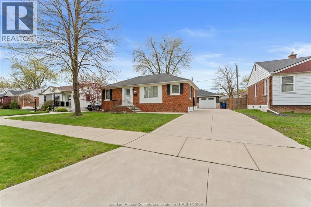 2661 RANDOLPH AVENUE Image 5