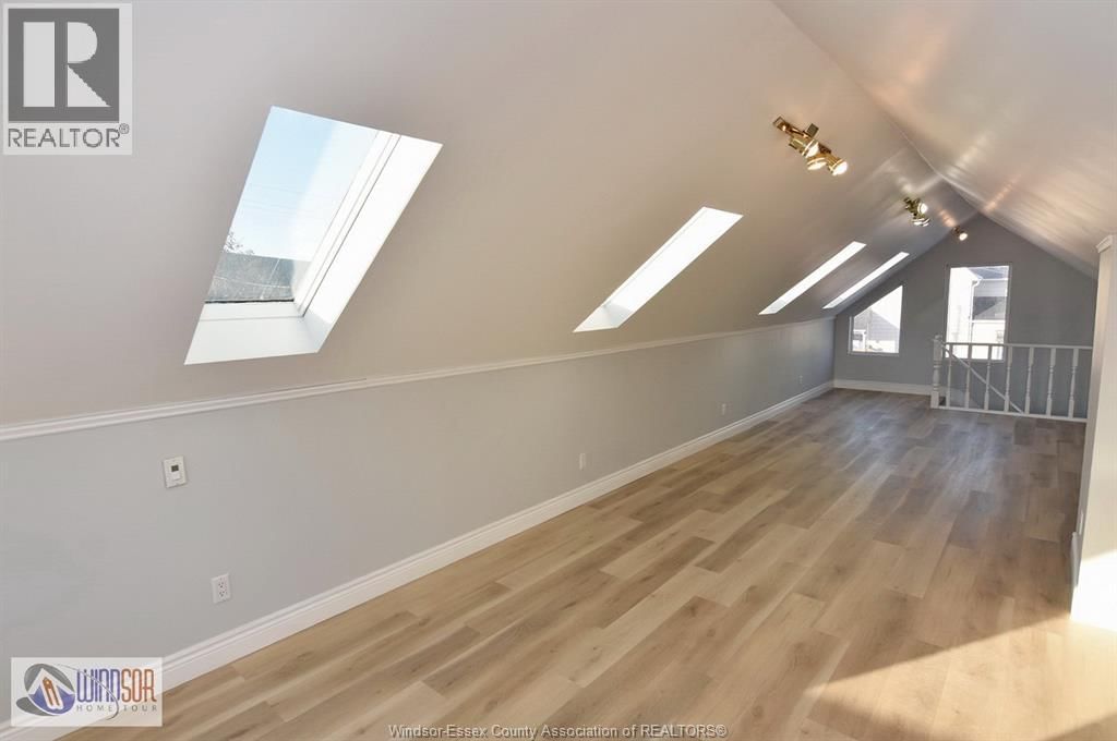 911 FRONT ROAD Image 29