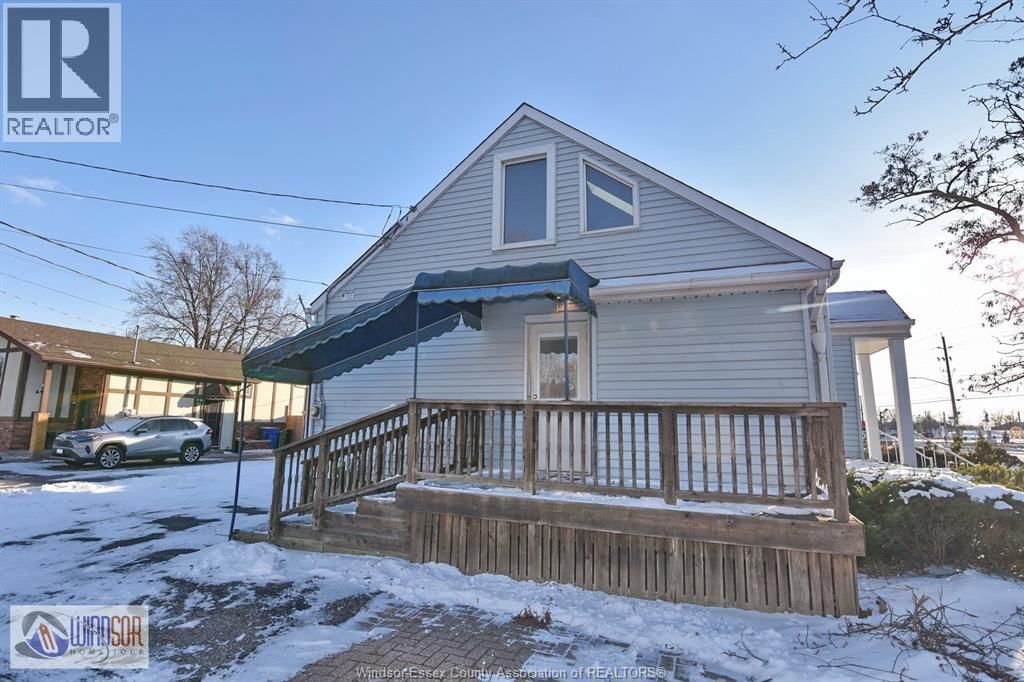 911 FRONT ROAD Image 37