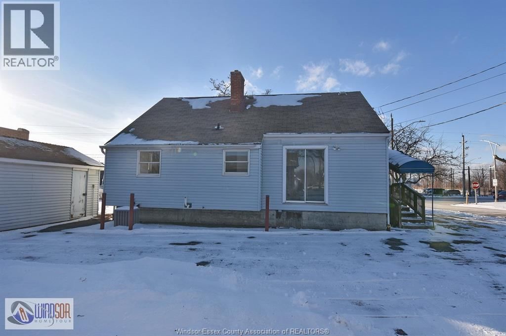 911 FRONT ROAD Image 38